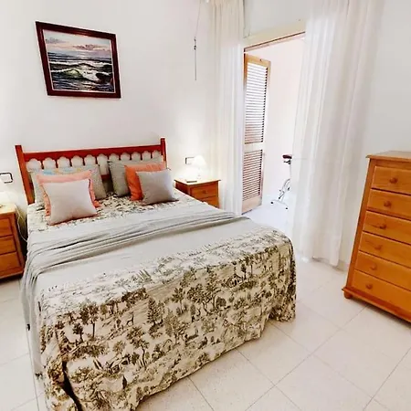 Cozy 2 Bed Playa De Locos *