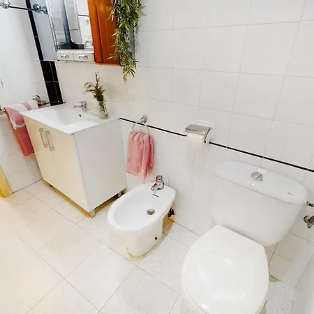Apartment Cozy 2 Bed Playa De Locos